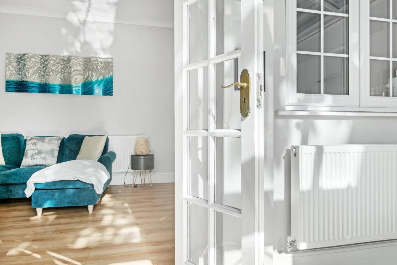Spacious 2 Bedroom Apartment In Park Estate Нотингам Екстериор снимка
